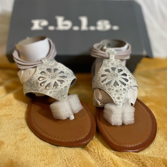 Gem Sparkly Sandals Never Worn - Picture 5 of 5